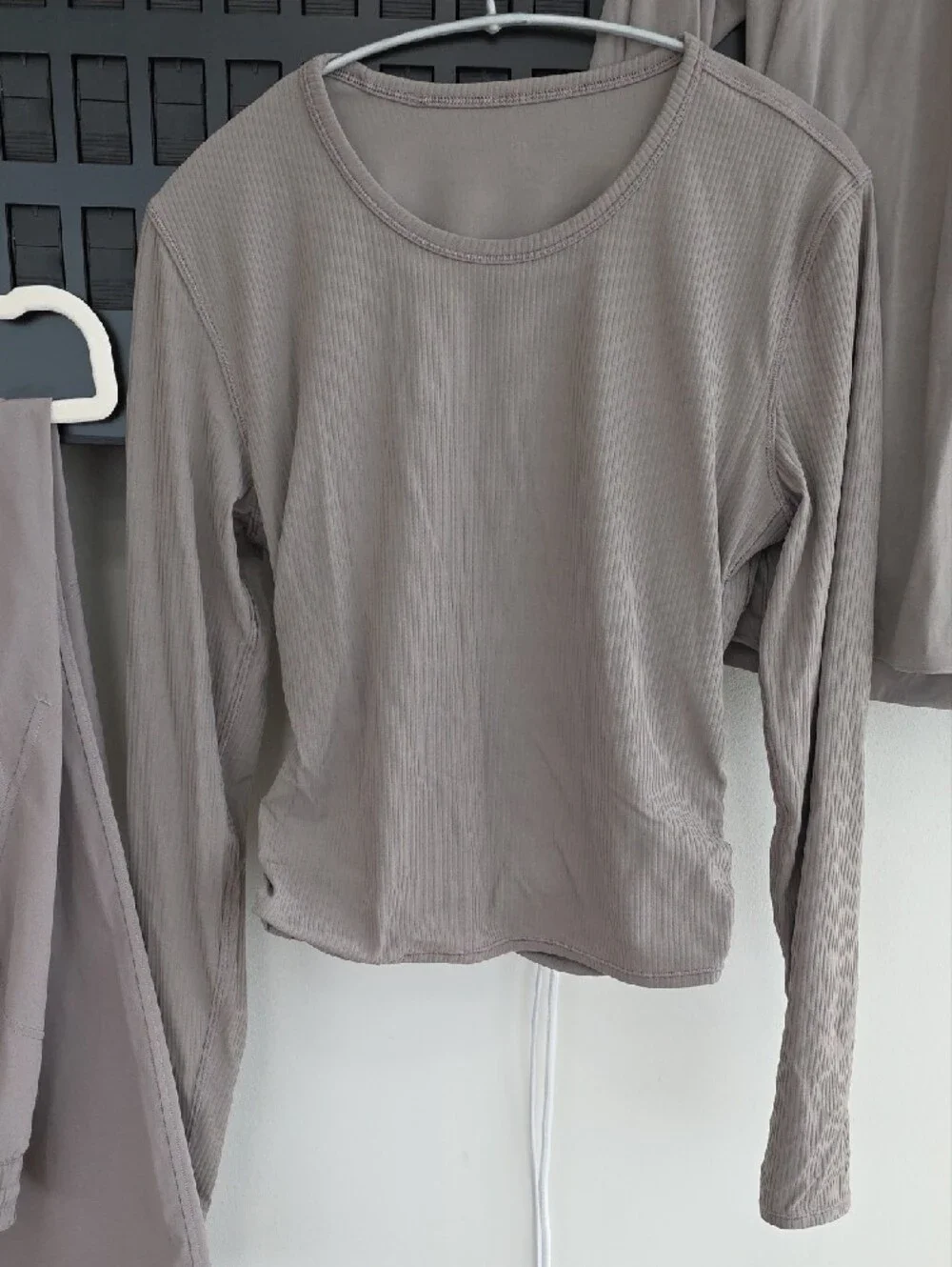 Lululemon Bundle - Picture 3 of 7